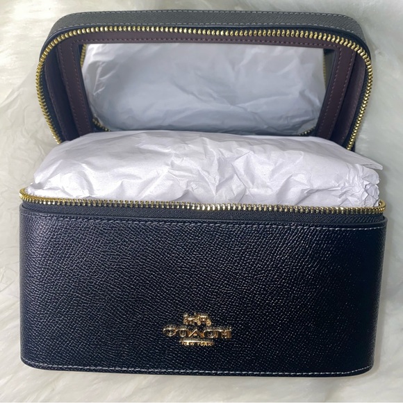 Coach 🖤 Cosmetic Case New - Picture 7 of 14
